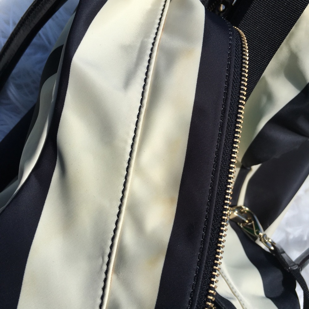 Kate Spade Large Travel Bag - Picture 6 of 9